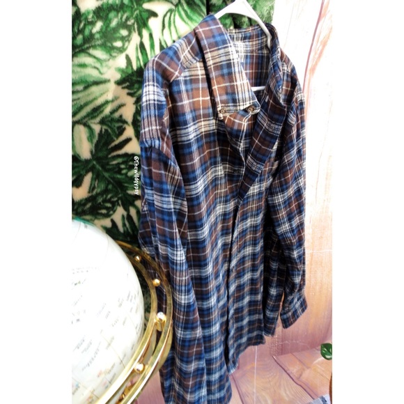 Vintage cozy oversized plaid boyfriend flannel 🍂 - Picture 4 of 8